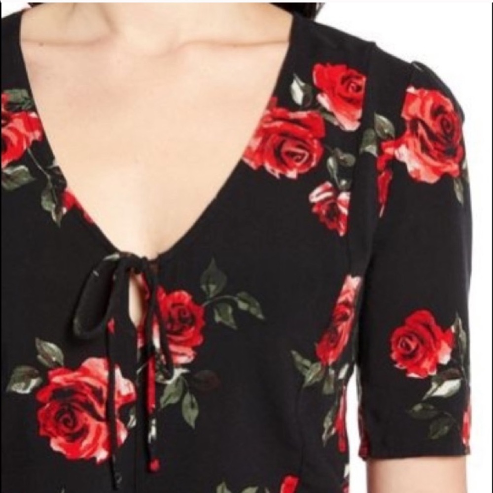 BP Black Rose Print Tie Front Top L